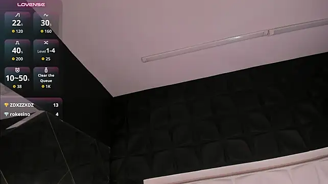 Zaira_Rogue live cam on StripChat