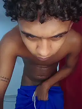 YourCaramelBoy live sex cam