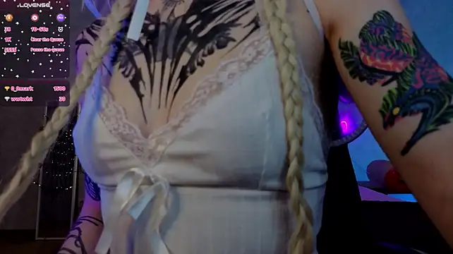 tattoo_art_baby live cam on StripChat