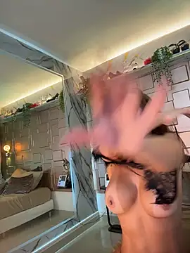 AnnieConnors_