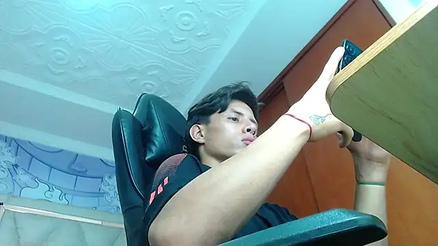 hot_atheltee live cam