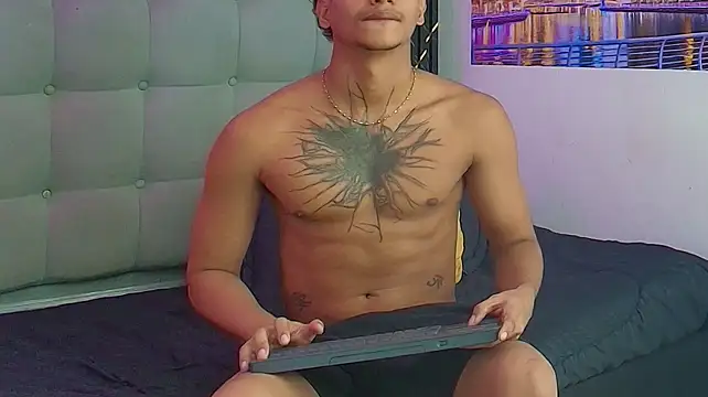 kai_storm77 live cam on StripChat