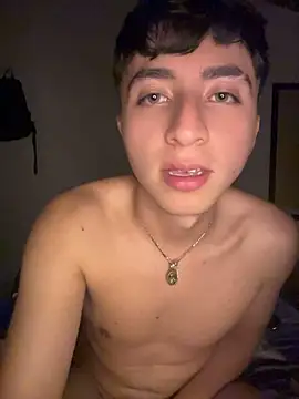 CamiRojas_boy live cam