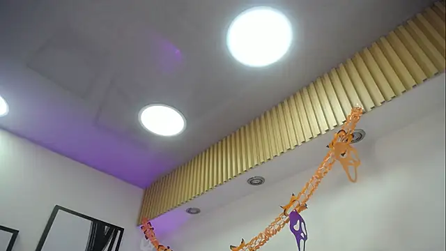 1Sloppy_Fox4 live sex cam