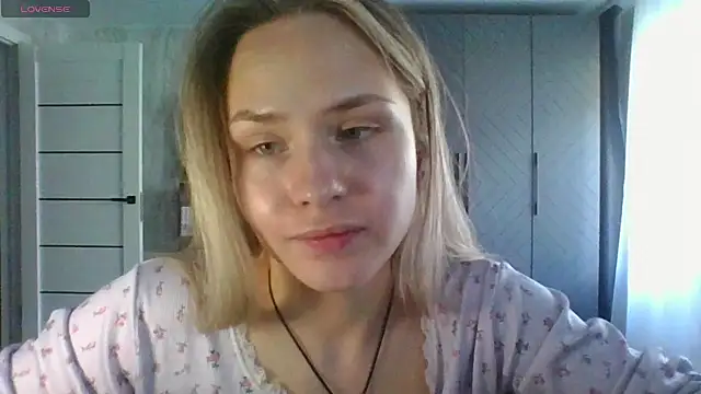 Annie_Cohn live cam on StripChat
