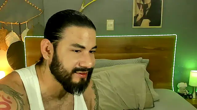 Prometeo-grizzly live cam on StripChat