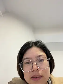 suning668 live cam on StripChat