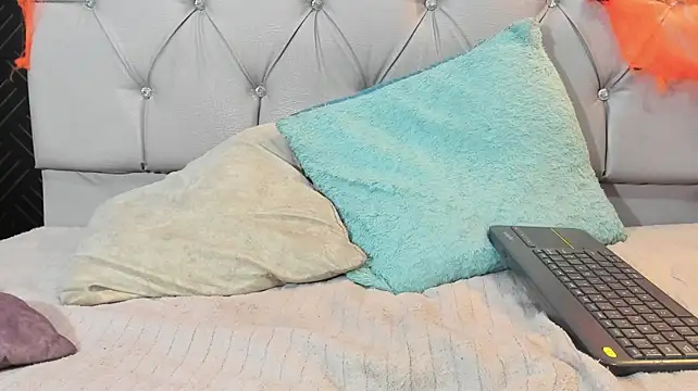 Angeldust19 live cam