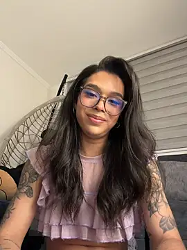 Samantha_Bernardo live cam