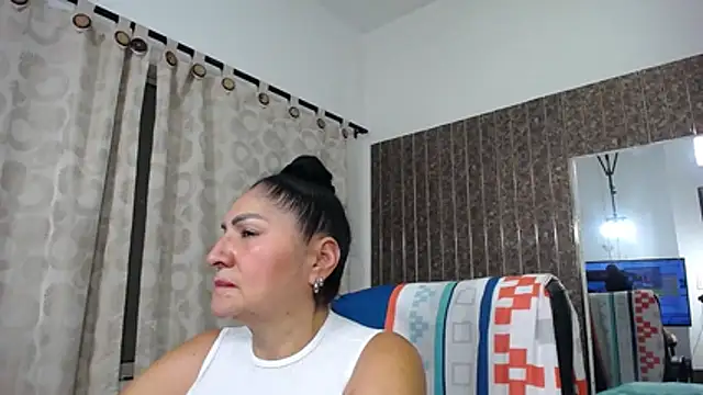 mature_bigboobs10