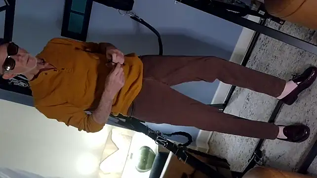 DressSock_Shoe webcam