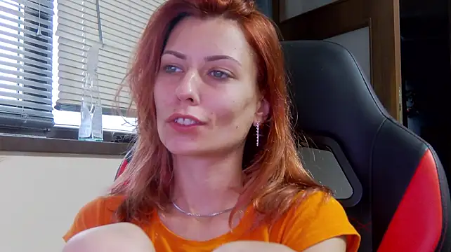 karo123421 live cam on StripChat