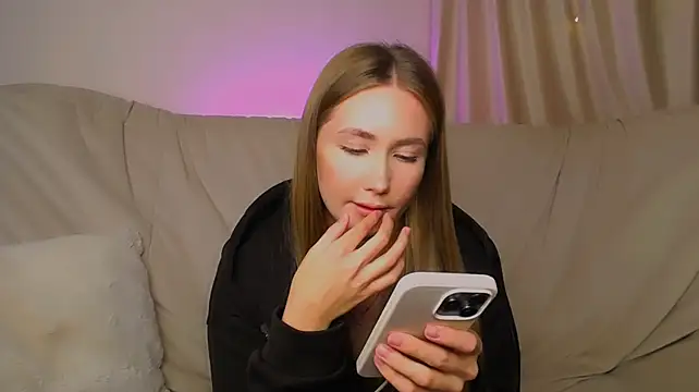 EllyColins