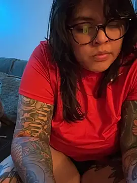 miacanela_xo