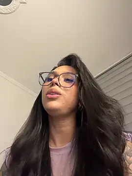 Samantha_Bernardo live cam