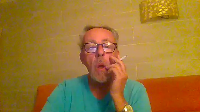tuggy59 (M grandpa) - cumming with my vibrator