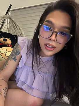 Samantha_Bernardo
