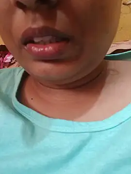 bhuvana_kannada live cam on StripChat