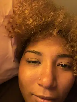Samyabre live cam on StripChat