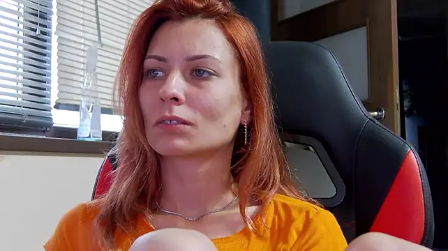 karo123421 live cam on StripChat
