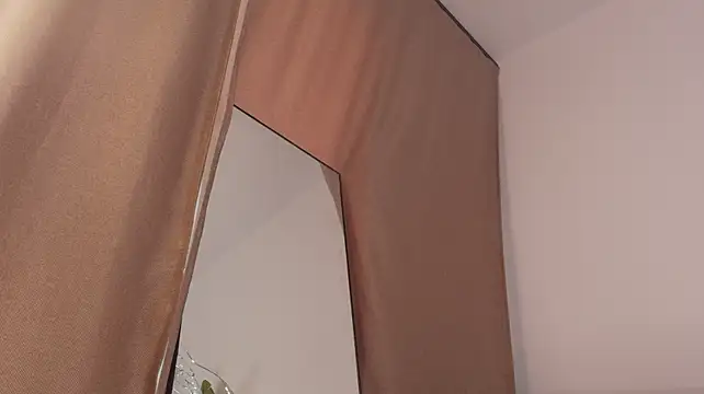 Mis_Milania live cam on StripChat
