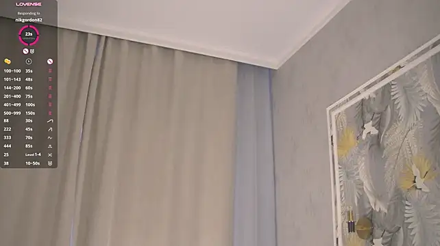 GeorginaCurvin live cam on StripChat