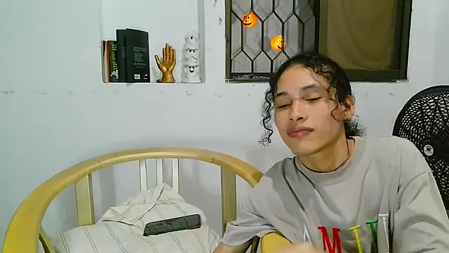 DeusGoth live cam