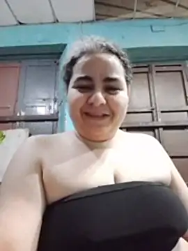 Golositadeamor live cam on StripChat