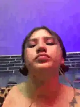 TaliaSkyx21 live cam on StripChat