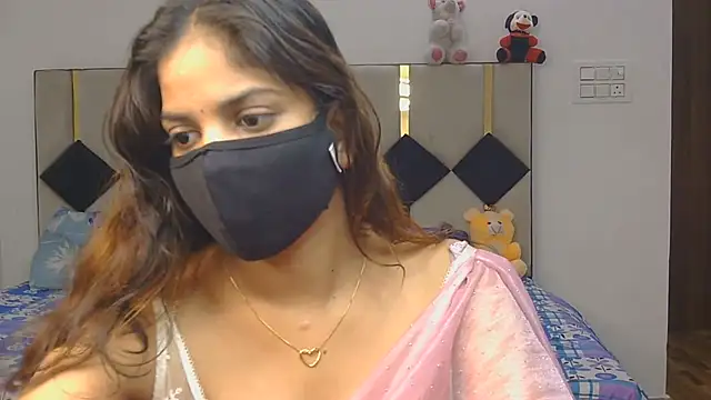 hii-tanisa live cam on StripChat