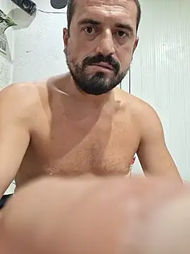 Powerfully92 live cam on StripChat
