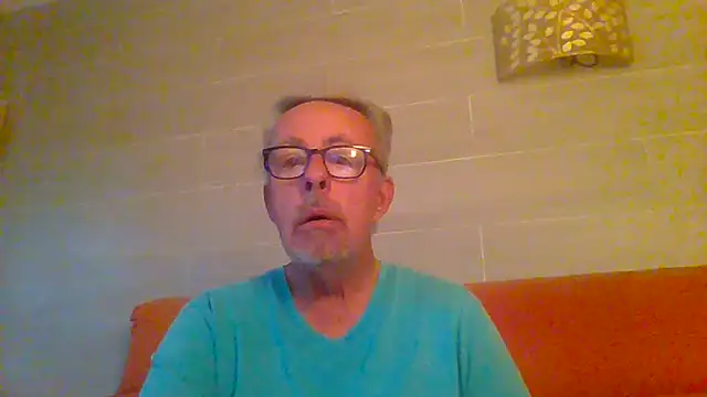 tuggy59 live cam on StripChat