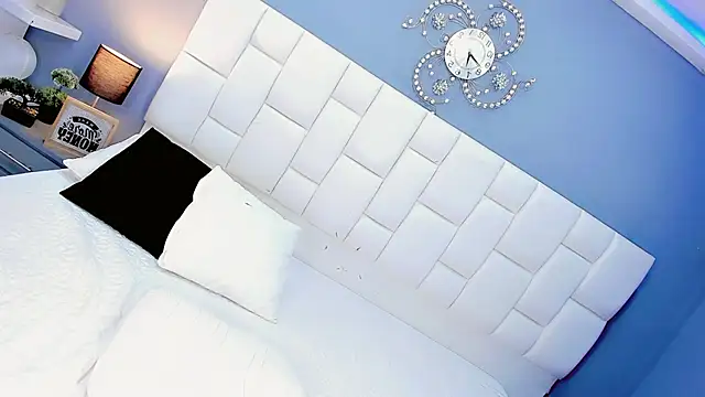 Nauthy_girl live webcam