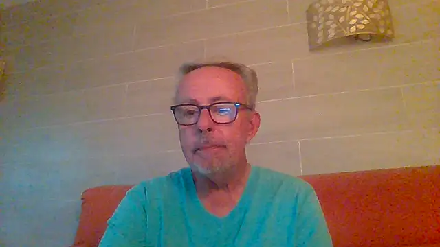 tuggy59 live cam on StripChat