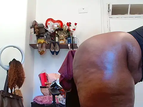 xTALLSEXYBUMx