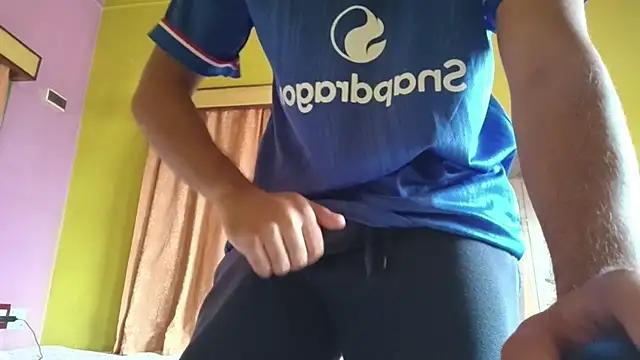 _BoyToy_ live cam on StripChat