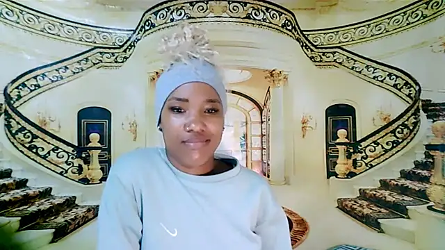 EroticSexyPrada webcam