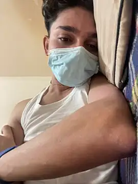 Vivaan_25 live sex cam