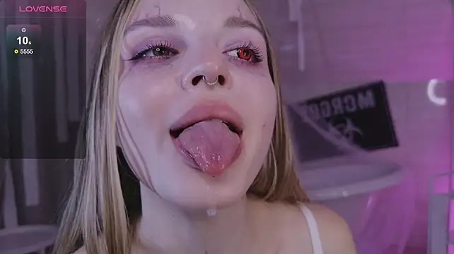 Reychellle live sex cam