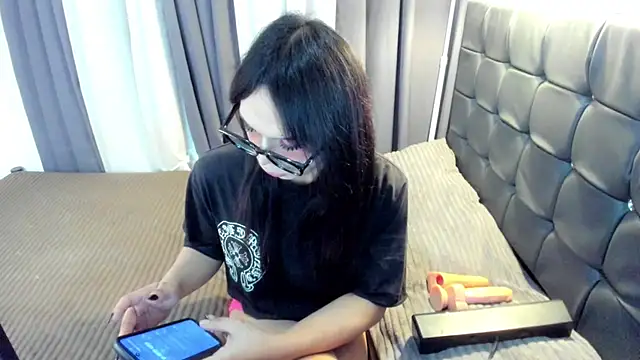 yummytskath live cam on StripChat