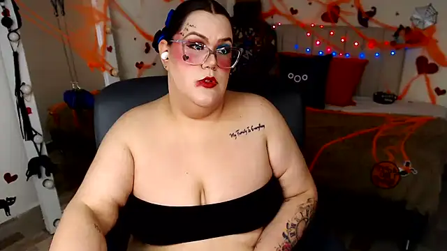 GiannaMorrys live cam on StripChat