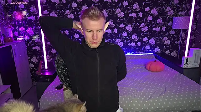 Vuitton live sex cam