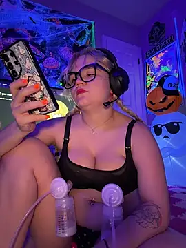 Cutiepiespanks live cam