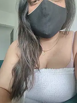 SilkAndShadow webcam