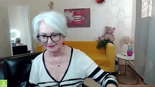 roxxXxie_ live cam on StripChat