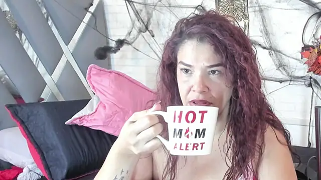Milf_Lucy69