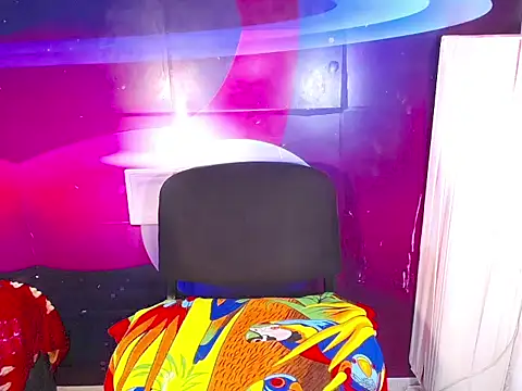KeysyCFire live cam on StripChat