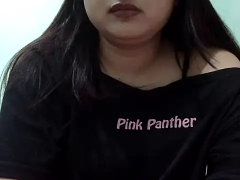 Hornyy_cristy live cam on StripChat