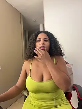 Michel_Jones live cam on StripChat