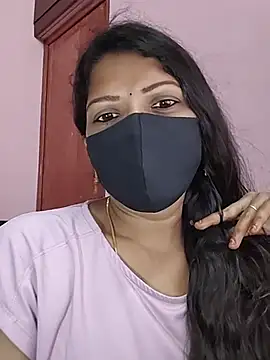 Kayalvizhi143 live cam on StripChat